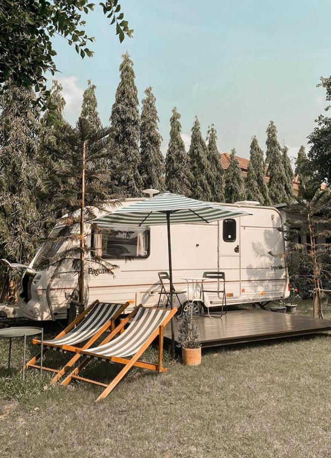 Nice Nite Campervans Phra Nakhon Si Ayutthaya Exterior photo